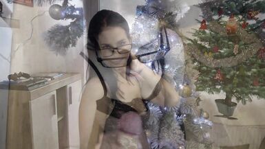 Xmas Sexy gift orall-service and facial with stepmom Anna - 2 image
