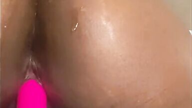 Home alone diary ,my stud is pink and white - 11 image