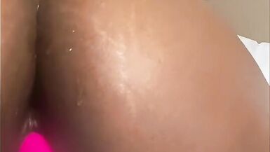 Home alone diary ,my stud is pink and white - 14 image