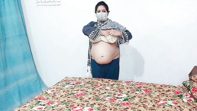 Desi Hindi Aunty Mastrubation con Marital-Device - 2 image