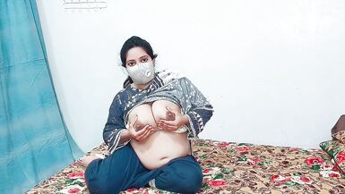Desi Hindi Aunty Mastrubation con Marital-Device - 7 image