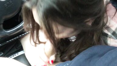 Non-Professional wife sucks dick in the car and drink cum - 10 image