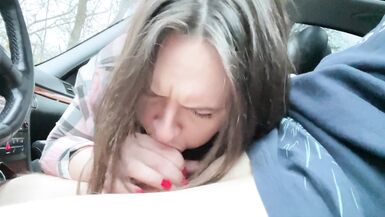 Non-Professional wife sucks dick in the car and drink cum - 14 image