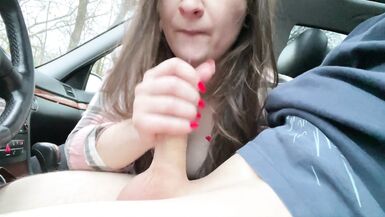 Non-Professional wife sucks dick in the car and drink cum - 3 image