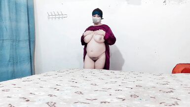 Beautiful Tits Muslim Chubby Girl Pressing Big Boobs - 3 image