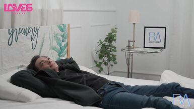 Kırmızı kafa köle Asyalı milf büyük göğüsler ve büyük izmaritleri ile efendisiyle sert seks yapıyor - 2 image