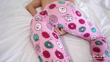 Jerk off blonde's wet pussy and fuck big cock - 2 image