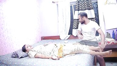 Makan malik ne kari apni naukar ki jamkar chudai - 4 image