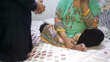 Indian Stepmom Fucked hardcore by har stepson