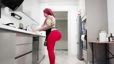 my slut big ass stepmom caught me watching at her ass - 14 image