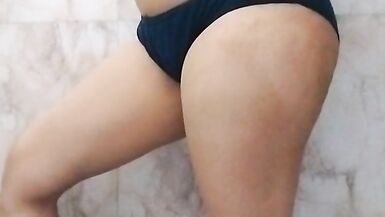 Tia Desi ko patakr aache com chod dala hot indian - 3 image
