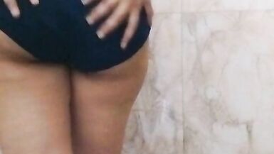 Tia Desi ko patakr aache com chod dala hot indian - 4 image