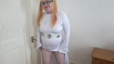 La Princesa Leia luciendo su vestido - 3 image