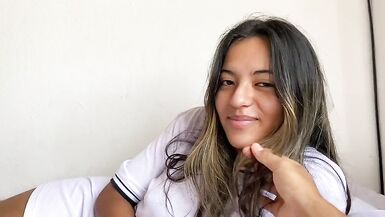 Je me suis réveillé en érection et je lai baisée.