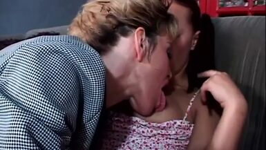Granny loves Pussy ! (Linoubliable Porn Emotions en version HD restylée) - 1 image