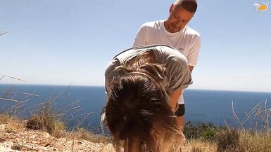 Polish amateur couple fucks on Spanish coast - 4 image