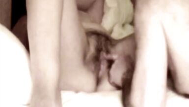 Mature amateur moans having her pussy fingered - 2 image