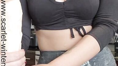 MILF En Leggings Sexy Montrant Cameltoe Te Teach How To Stroke Your Cock JOI - 12 image