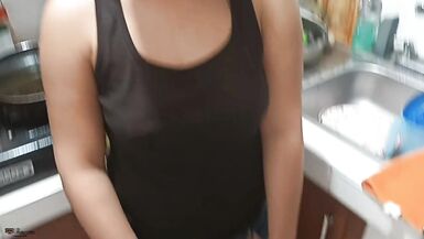 Horny stepbrother goes looking for his stepsister to give him some delicious blowjobs - Porn in Spanish - 2 image