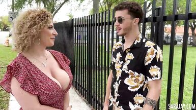 Lusty Lady Sara Jay Milks Apollo Banks With Her Moist Mature Muff!