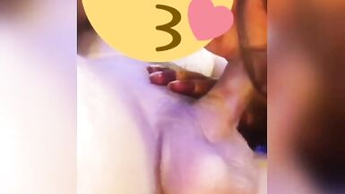Bhabhi saugen Hahn ersten Mal - 4 image