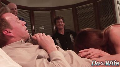 Cuckold Accompanies His Married MILF Jenla Moore to a Porn Session - 8 image
