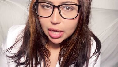 ¡ENFERMERA CACHONDA ASMR JOI! - 4 image