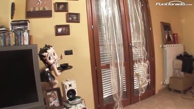 la pute était un trans et ma dépucelé par voie anale - 3 image