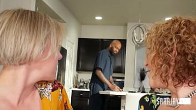 Big Cock Cable Guy Fucks Thick Cougar Sara Jay And Cums On Her! - 1 image