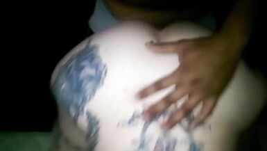 MILF tatuata alla pecorina - 12 image