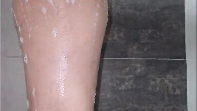 how sexy you look mature latina with big ass - 4 image