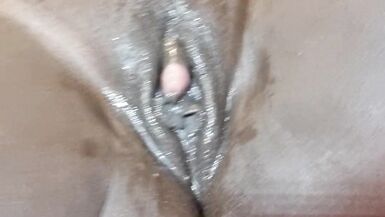 Eine Mutter allein zu Hause und Honig - 6 image
