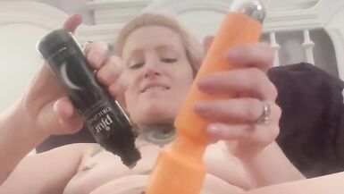 Horny MILF masturbates and fingers her tight ass - 2 image
