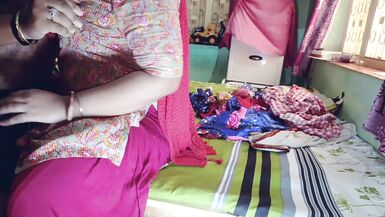 Deshi seule fille baisée difficilement - 2 image