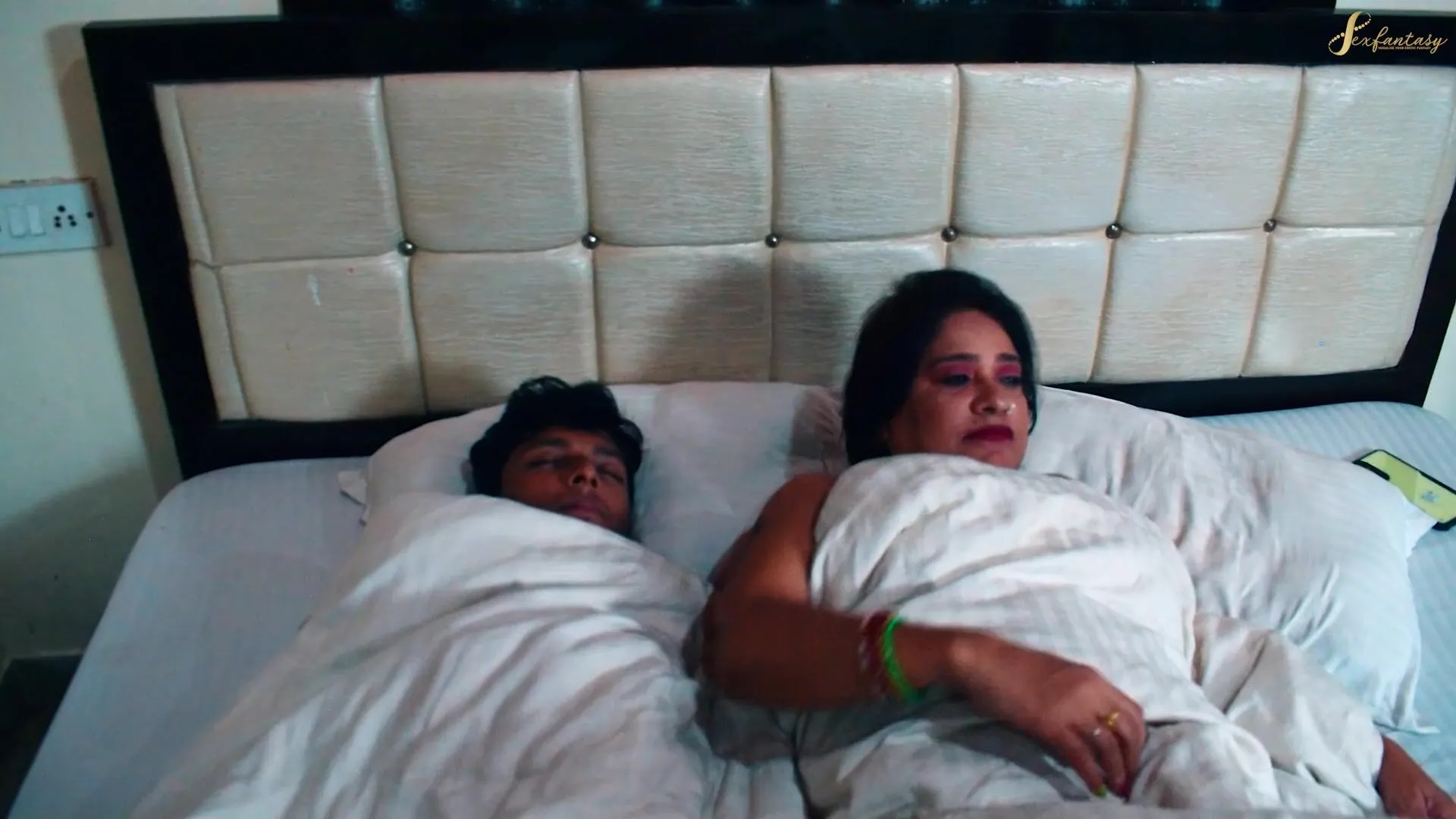 Chote devar ko sexy bhabhi ne chudai karke khush kar diya watch online