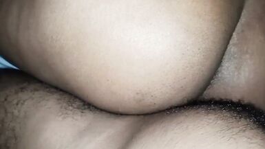 Eater takes off the condom and keeps putting it in the pussy of the married bbw with big ass - 15 image