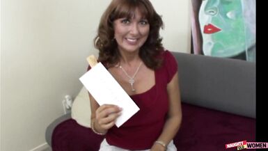 Too Bad This MILF Isnt Your Next Door Neighbour Because She Fucks Around the Neighborhood - 2 image