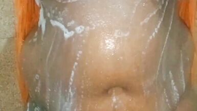 video del nuovo bagno di shettyy - 12 image