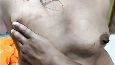 Desi hot Indian housewife xxx sex video - 2 image
