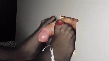 Ateşli ayakla mastürbasyon yaptırma ve dikiz deliği - 15 image