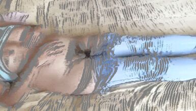 Superbe compilation - Je suis une femme mûre de 59 ans qui aime montrer ma chatte poilue pour quils puissent se branler. - 11 image