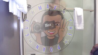 PIPS3E1 : ELLA ME SUCE, ME BAISE ET ME TREMPE À LARRIÈRE DE MON CAMION !!!