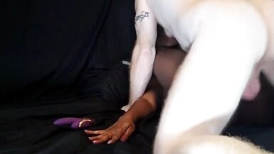 0199 KatNKain - Kats Playhouse - Ebenholz wird zu Tränen gefickt Titties bouncing Doggy Style Cowgirl reverse Reiten interracial schwarzes Mädchen weißer Kerl - 13 image