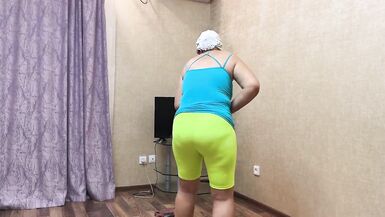 A nice ass of a mature woman takes a dick in anal - 2 image