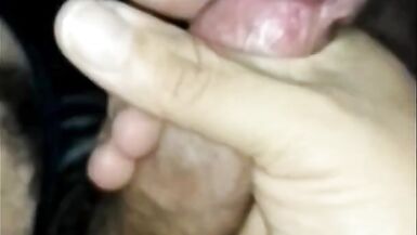 Stasera il mio ragazzo si è fatto un regalo e mi mostra il suo delizioso cazzo che non riesco a smettere di succhiare così bene come faccio. Ti piace - 7 image