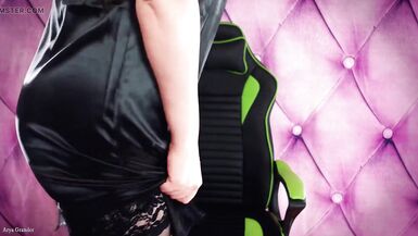 Latex Girl Fetish MILF Pussy Play Hot Pink Wet Vagina Fuck Solo Masturbation - Arya Grander Blonde