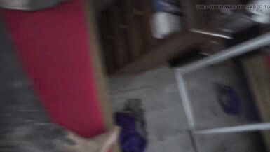 La belle MILF nue dans son lit nattend quune chose, que je la baise avec ma grosse bite. - 8 image