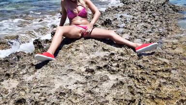 Sex on the Island of Debauchery. the Maldives Is a Paradise for Lovers - 5 image