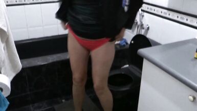 Several erotic moments of stepmom cumming, having sex and receiving cumshots - 7 image