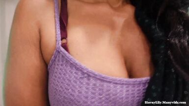 Indian maid gets caught showering - 2 image